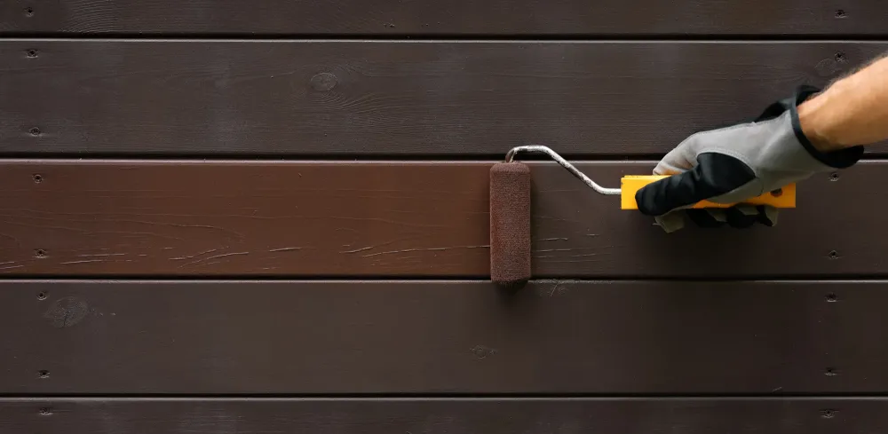 Entretien bois extérieur à Saumur